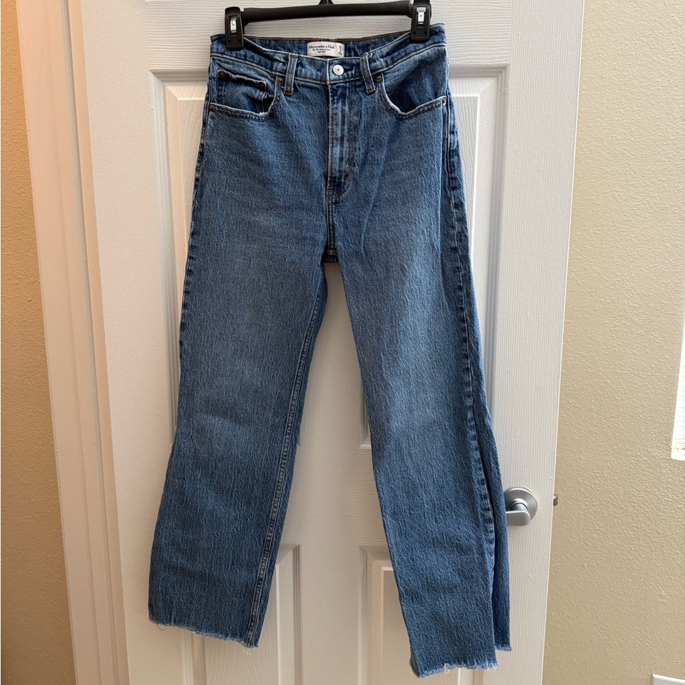 Abercrombie & Fitch light blue relaxed high-rise jeans